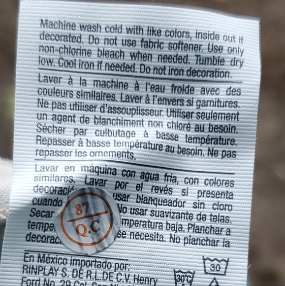 Athletic Bundle (Top XL/Leggings L) - Picture 5 of 16